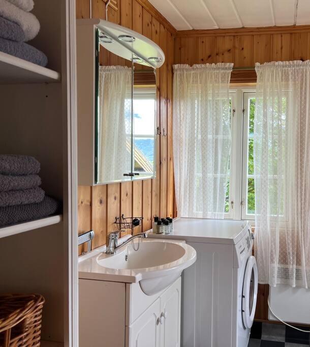« Sofly Cottage », Le Charme Pur Noresund Luaran gambar